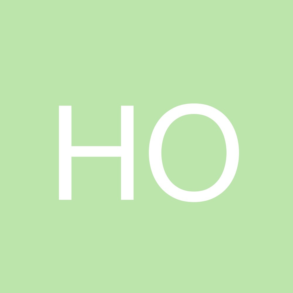 Meet your Posher, Hallie